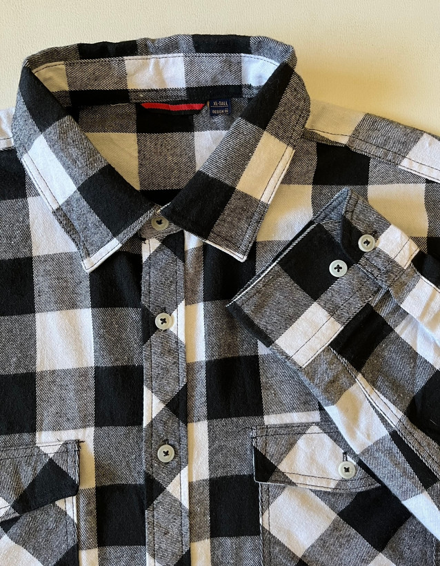 پیراهن مردانه چهارخونه سفید ومشکی