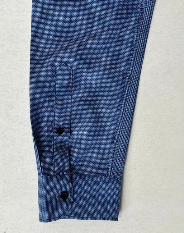 پیراهن کتان مناسب زیر کت