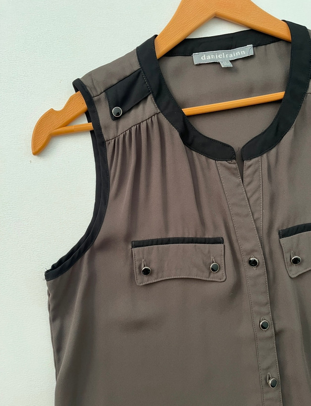 تاپ خارجی زنانه