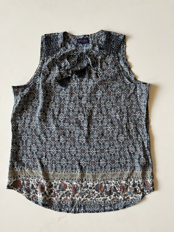 تاپ زنانه مجلسی