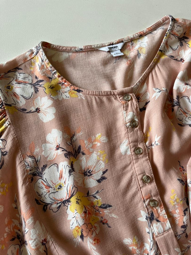 شومیزگلدار