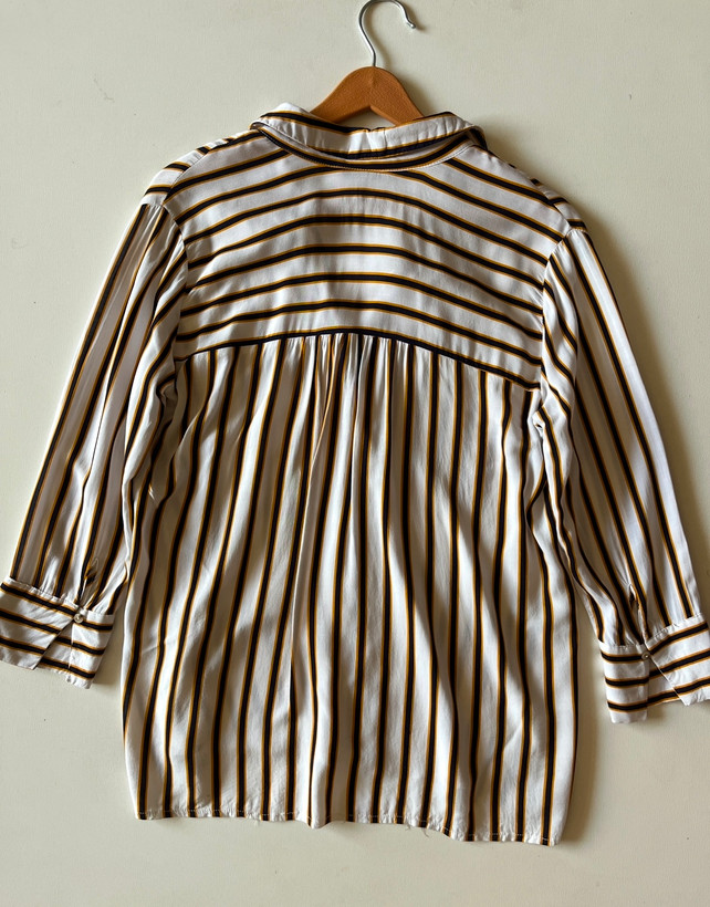 شومیزراه دار