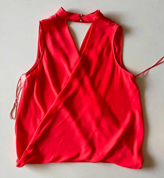 شیکترین تاپ زنانه