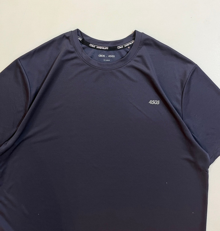 تیشرت ورزشی برند