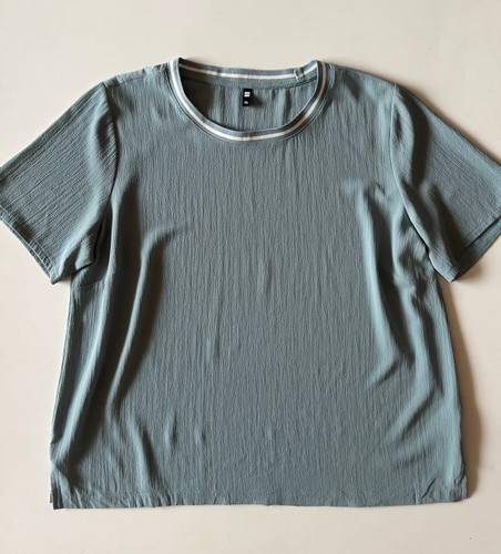 خرید تیشرت زنانه استوک