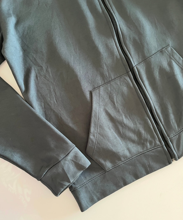 خرید اینترنتی لباس استوک