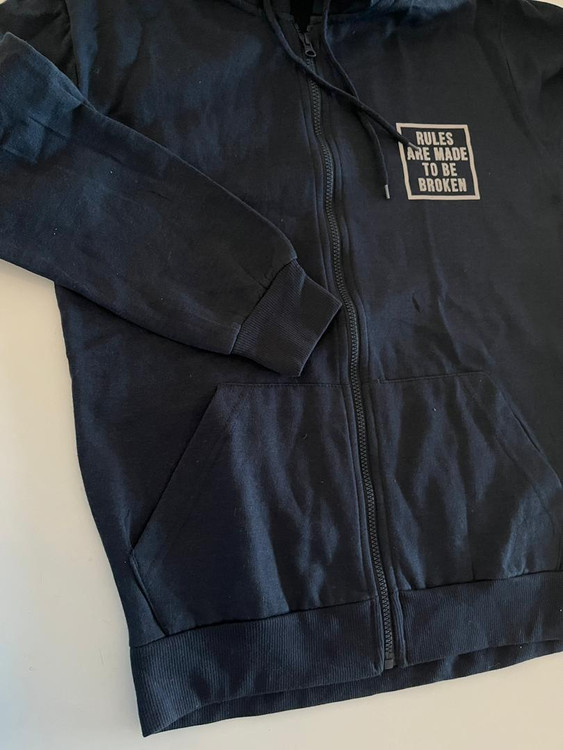 سویشرت کلاهدار اسپرت